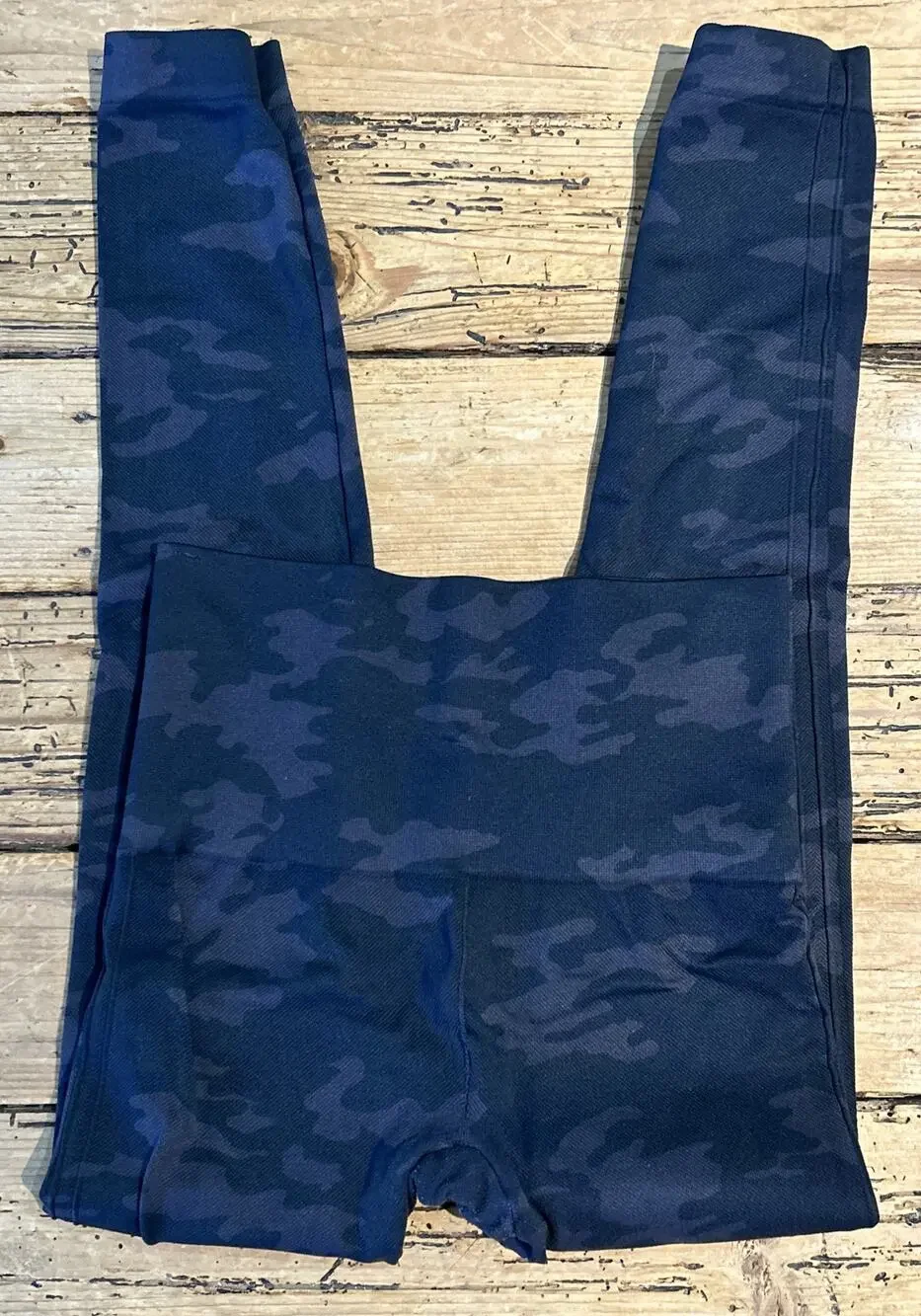 Spanx Women’s Size XP Black Grey Camo Compression Leggings NWOT